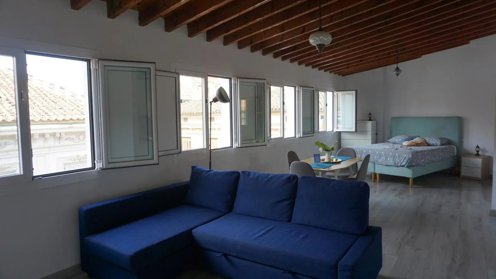 Apartamentos Mediterranea Centro Malaga 0*,