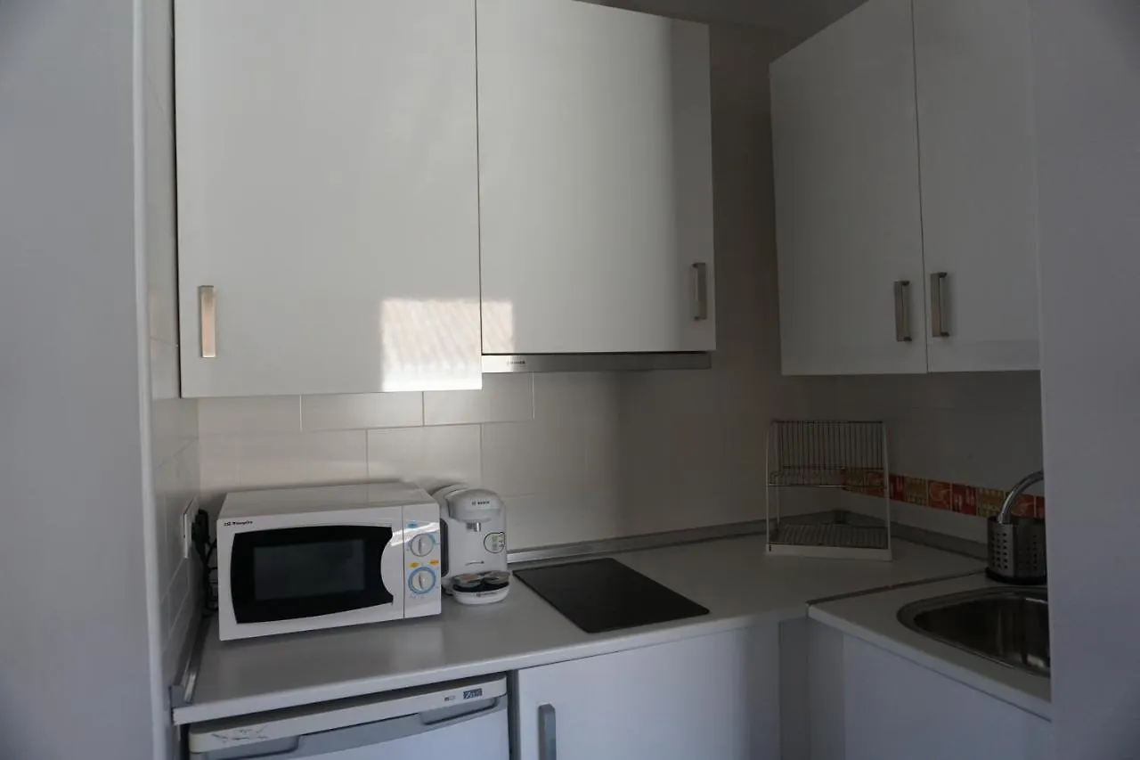 Apartamentos Mediterránea Centro Málaga 0*,